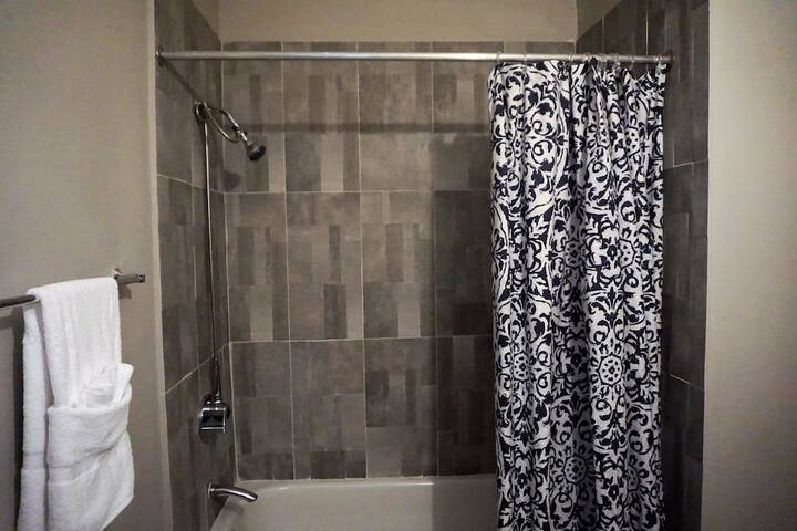 Room 12 of 16