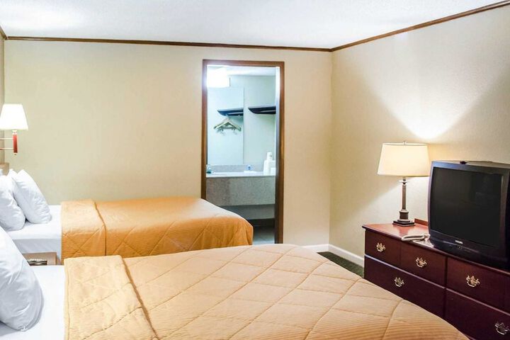 2 Double Beds Accessible Room (5 of 18)
