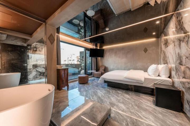 Incheon Seoknamdong Del Luna Hotel