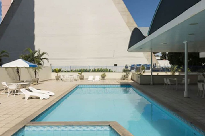 Pool 48 of 86
