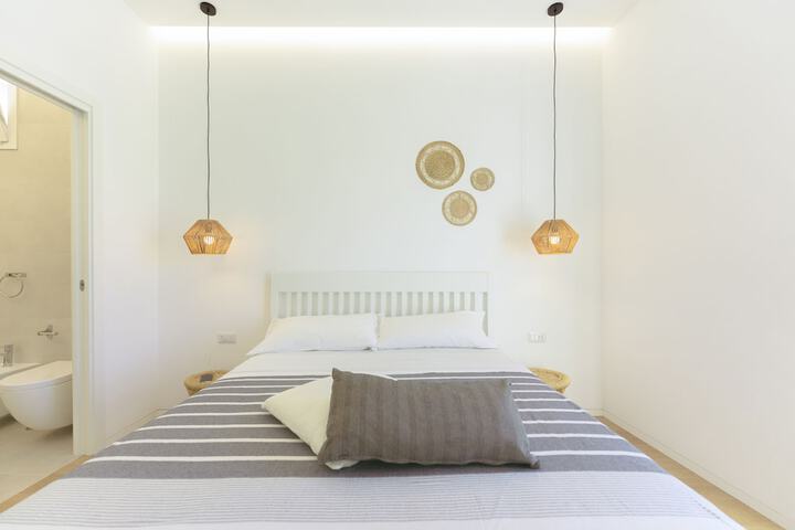 Room 27 of 59