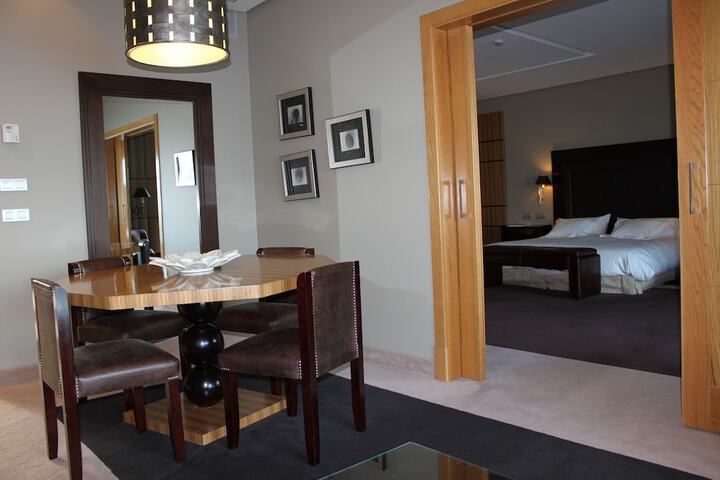 Room 10 of 131