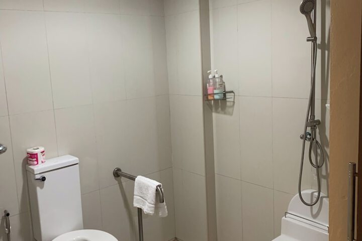 Room 66 of 77