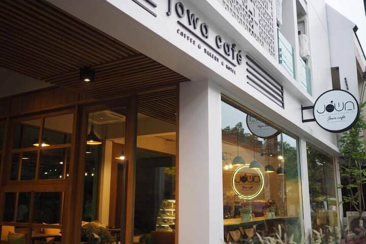 Jowa Hotel