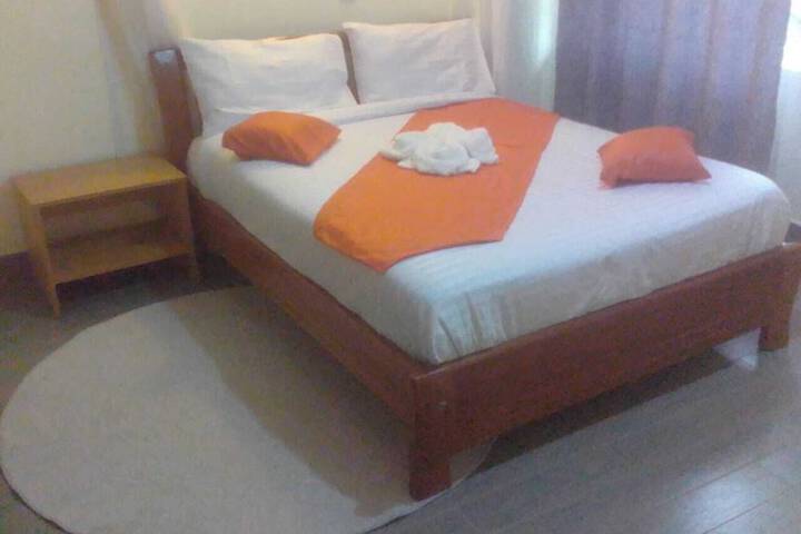 Room 12 of 26