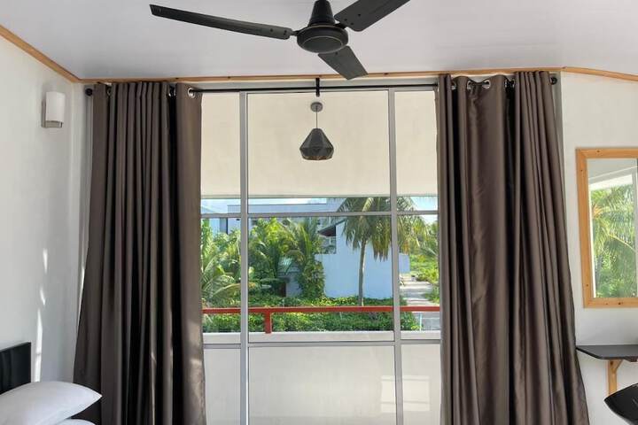 Dacha Thoddoo White Sand