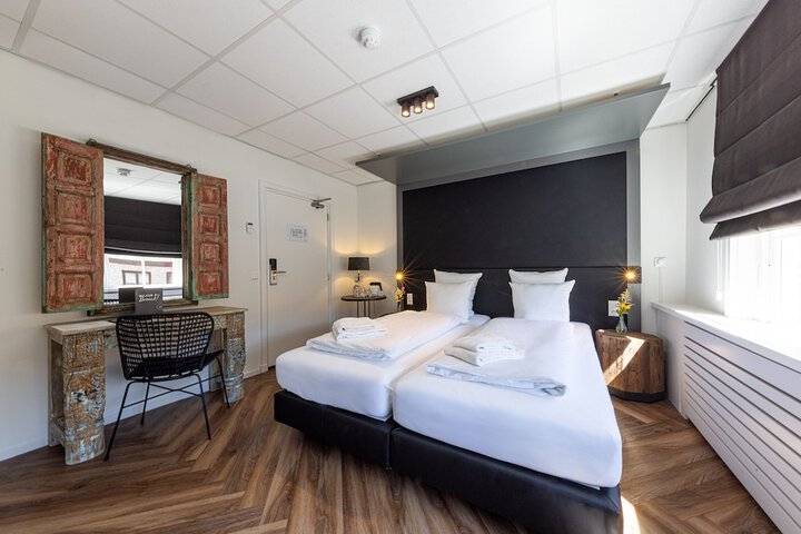 Room 5 of 51