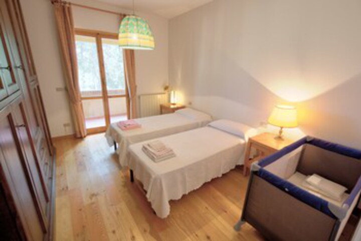 Room 35 of 51
