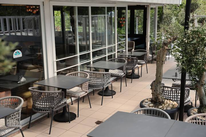 Terrace/Patio 9 of 19