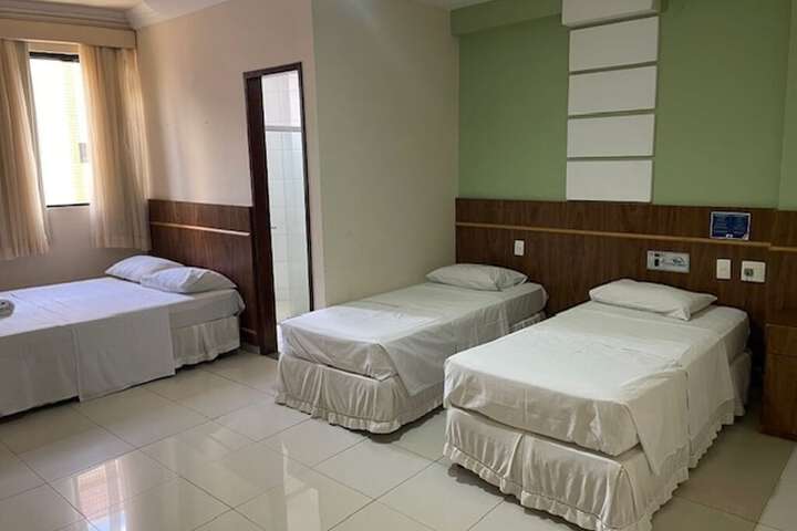 Room 10 of 20