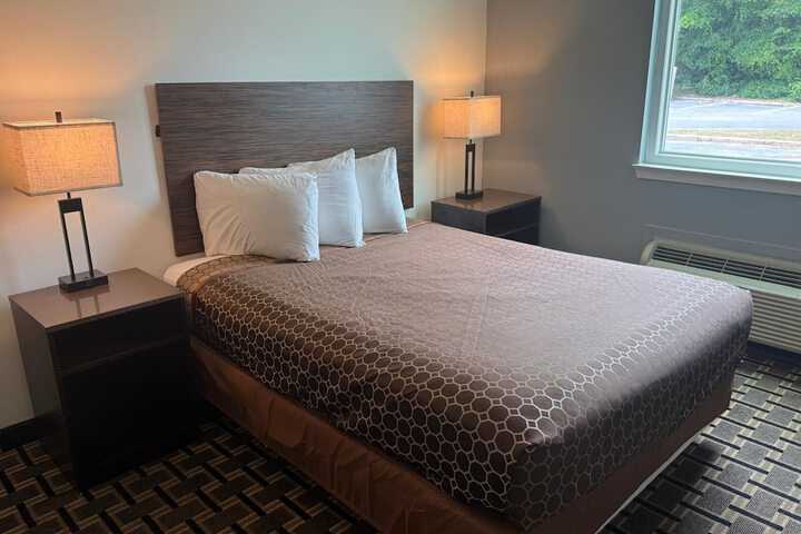 Room 32 of 55