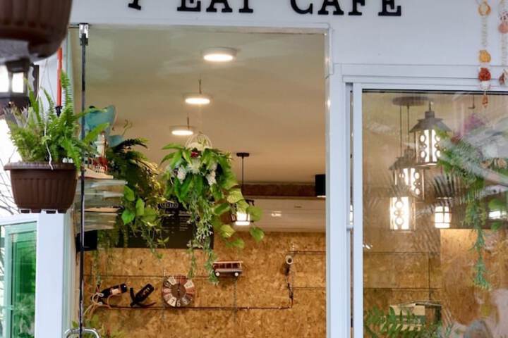 Cafe