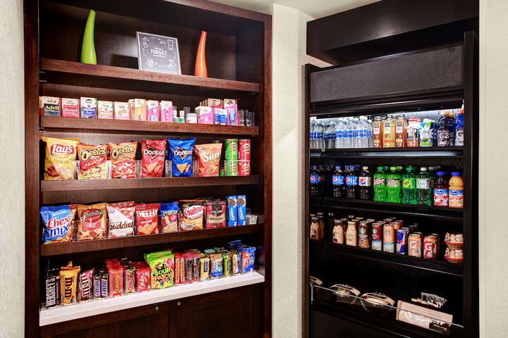 Snack bar