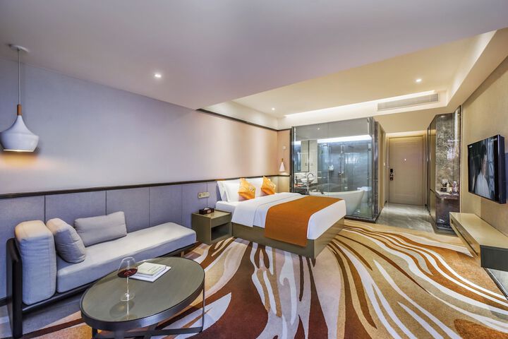 Room 26 of 113