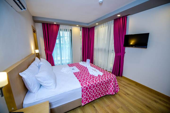 Room 16 of 20