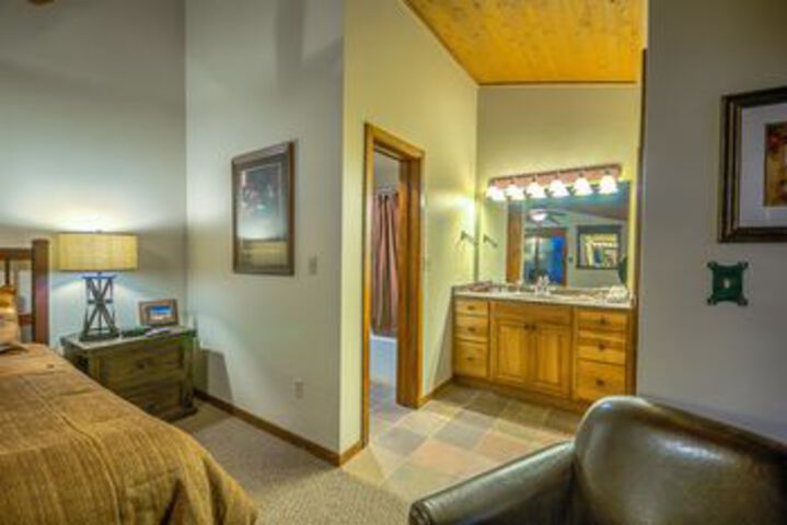 Room 37 of 113