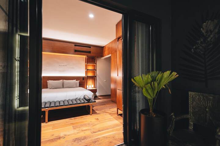Room 46 of 78