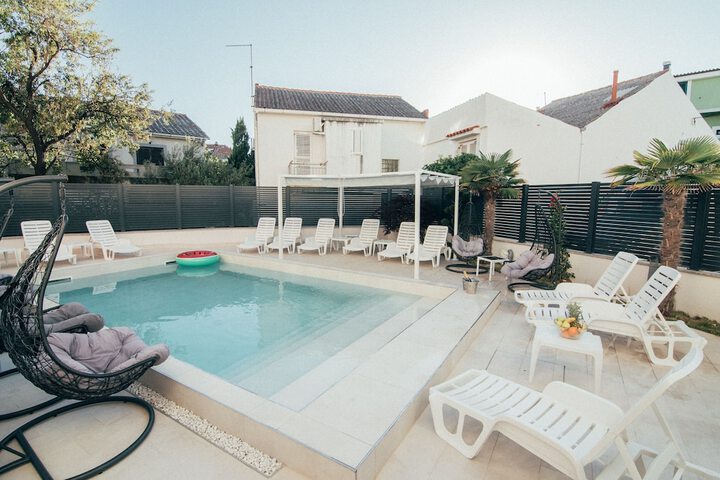 Pool 31 of 54