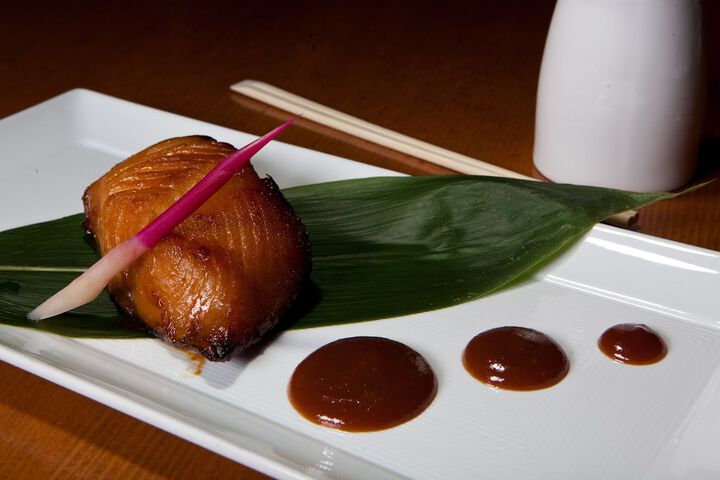 Dining 140 of 158