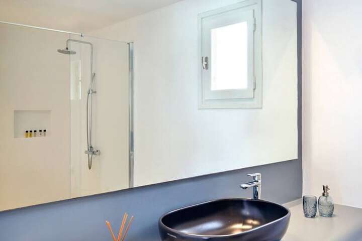 Bath Interior