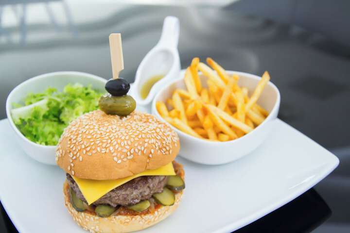 Dining 77 of 124