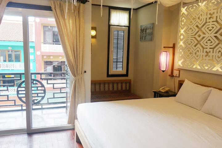 Room 7 of 57