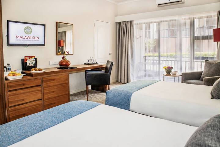 Room 5 of 30