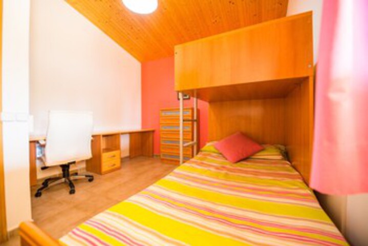 Room 38 of 47