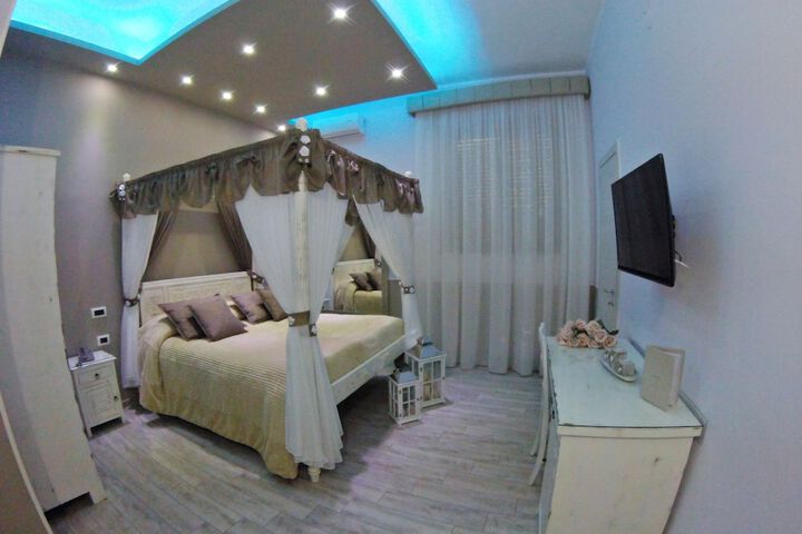 Room 18 of 39