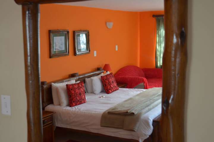 Room 10 of 80