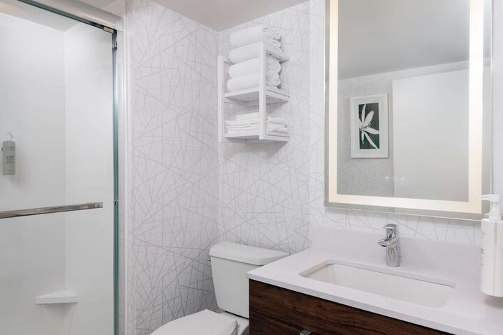 Bathroom shower