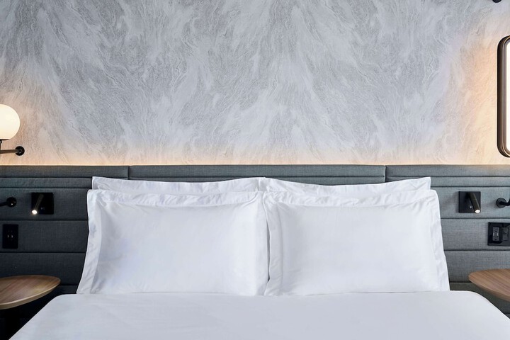 2 Queen Beds (14 of 23)