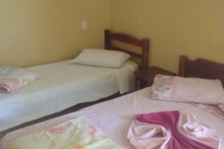 Room 11 of 33