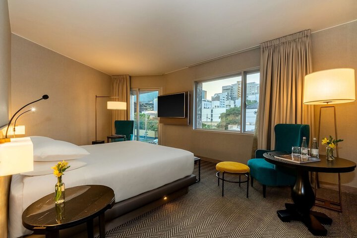 Room 28 of 116