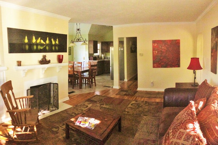 Room 12 of 23