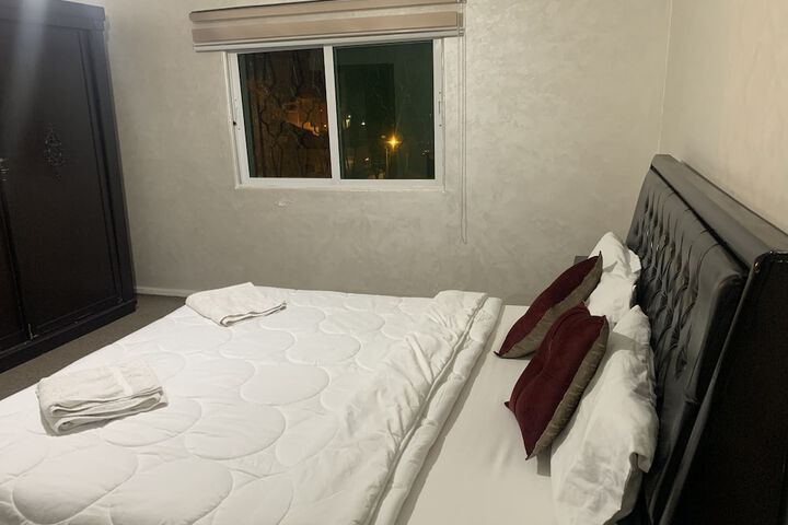 Room 9 of 22