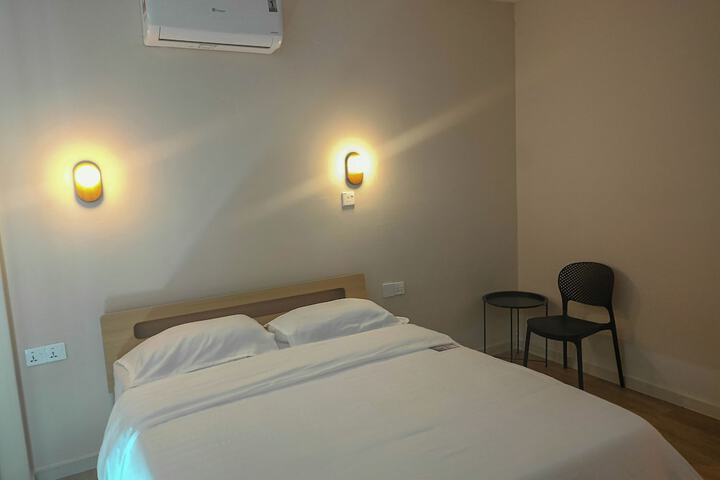 Room 15 of 45