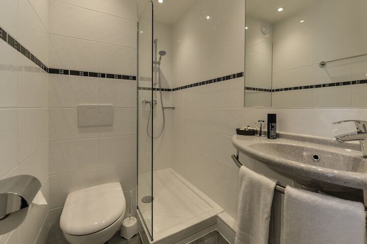 Bath Photo