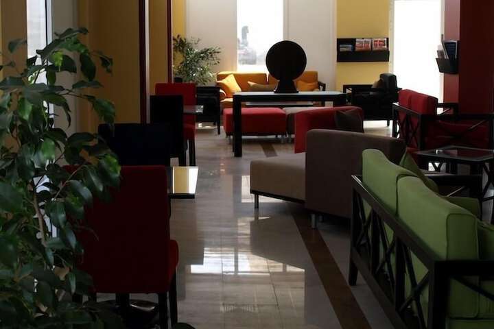 Hotel Interior 4 of 48
