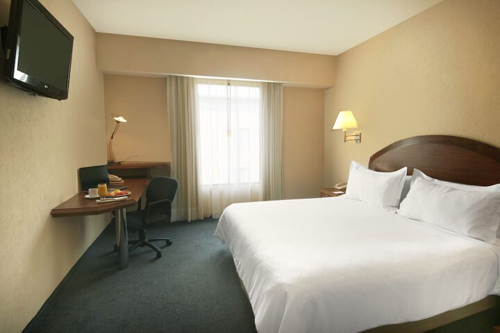 Room 2 of 14