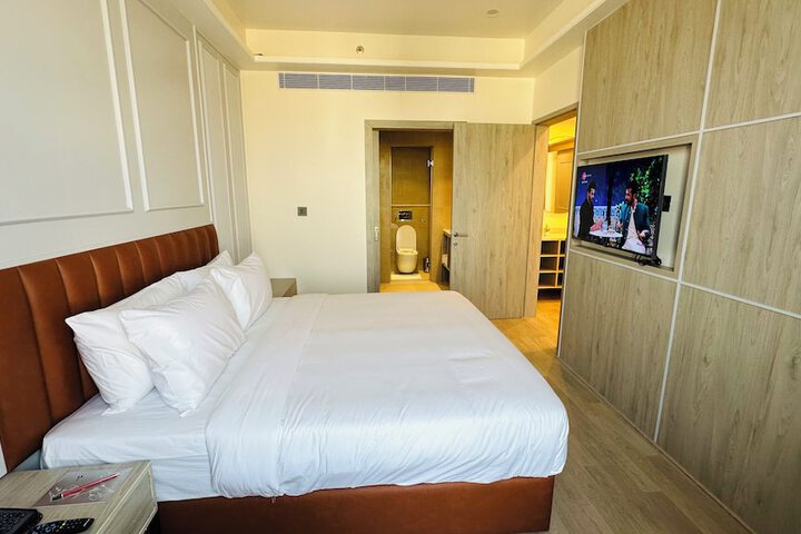 Room 44 of 129