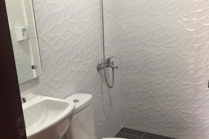 Room 56 of 75