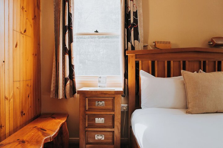 Room 236 of 442