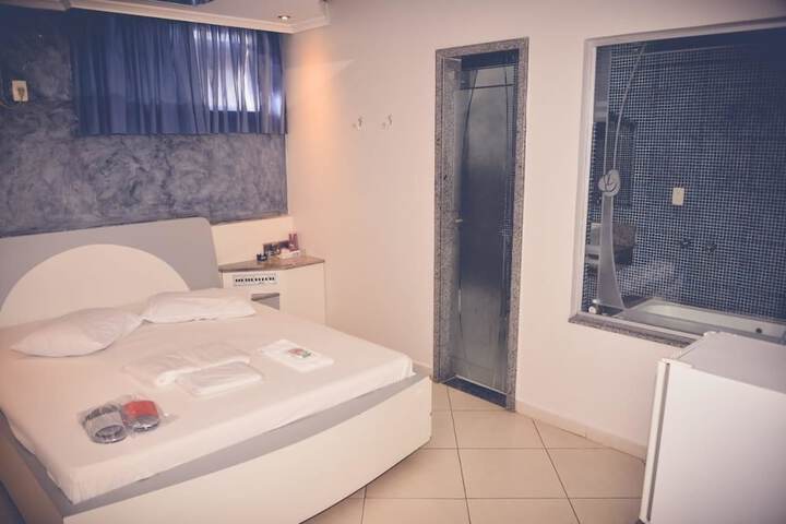Room 13 of 62
