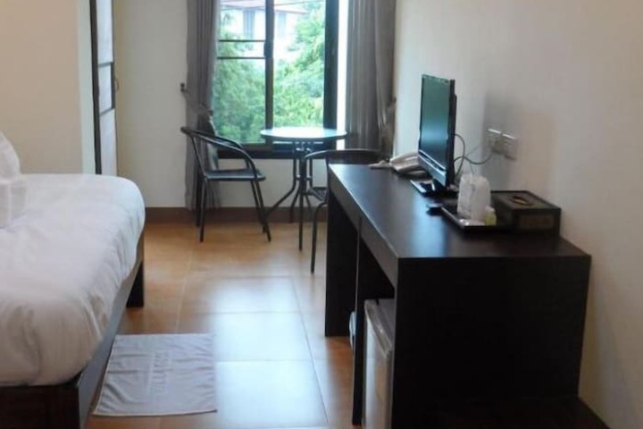 Room 30 of 68