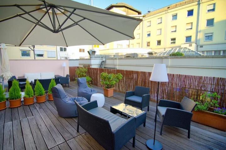 Sundeck 37 of 42