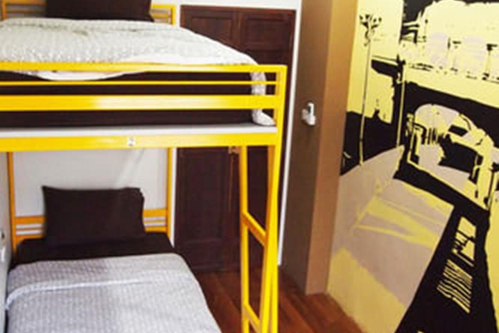 Room 17 of 31