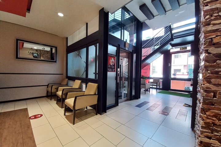 Alcazaba Lodges