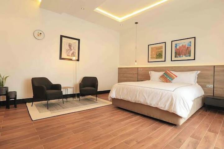 Room 9 of 61