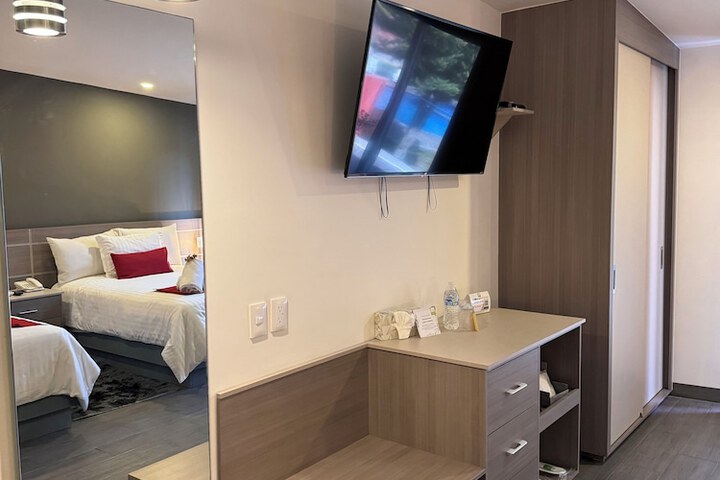 Room 21 of 59